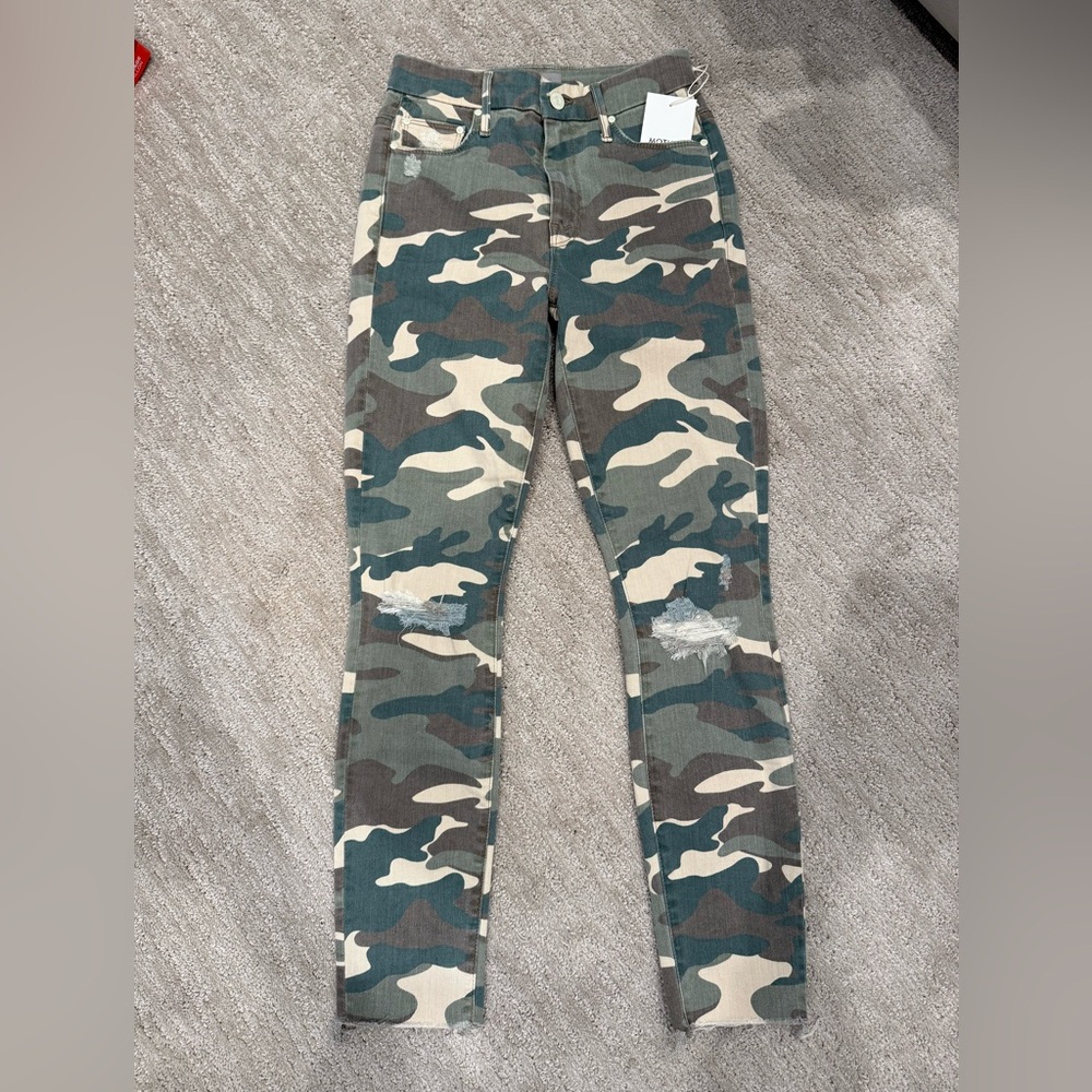 MOTHER Camo High Waited Looker Ankle Fray Jeans Size 25